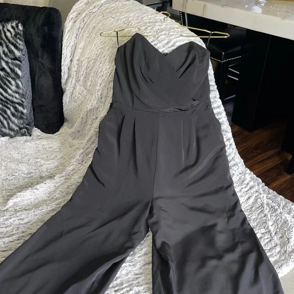 Express Sweetheart Wide Leg Jumpsuit Legging in Pitch Black - Picture 4 of 12